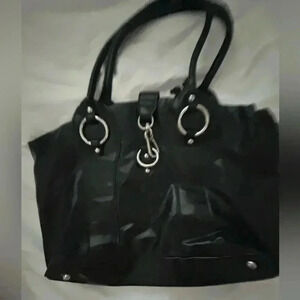 NINE WEST WOMENS DOUBLE STRAP BLACK PURSE MULTI POCKETS PRINT LINING SNAP CLOSE